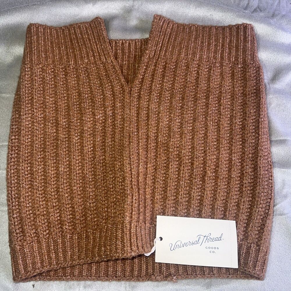 Universal Thread Womens Knit Snood Scarf Rust Color One Size NWT Neck Warmer